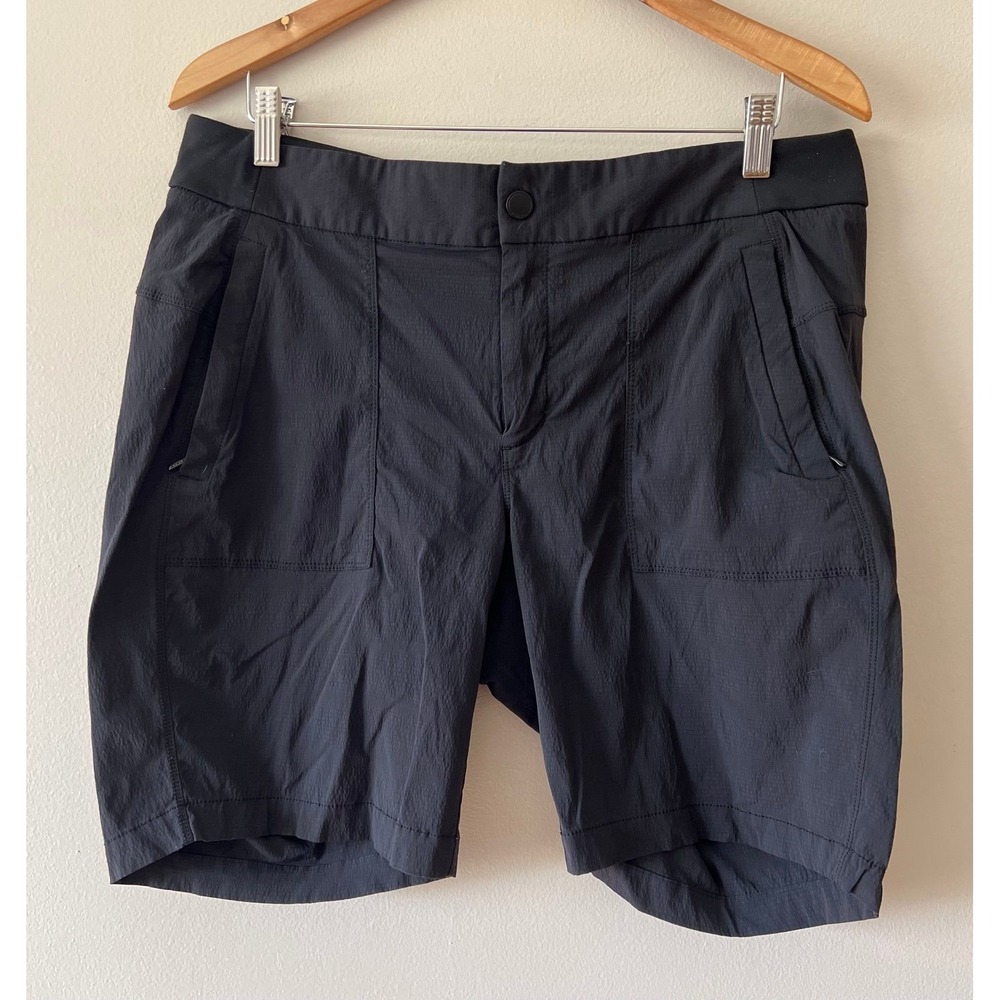 Athleta Black Shorts Front Zip Size 14